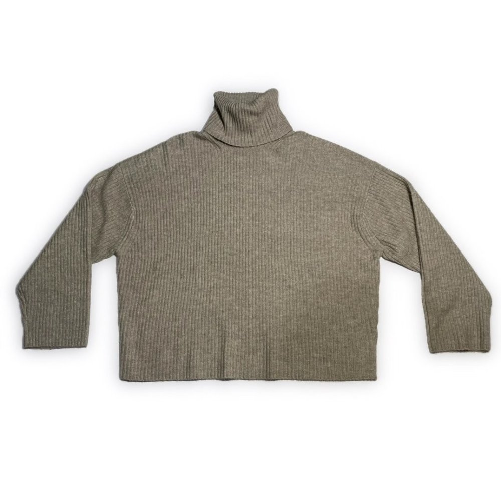 H&M Turtleneck - Picture 2 of 3